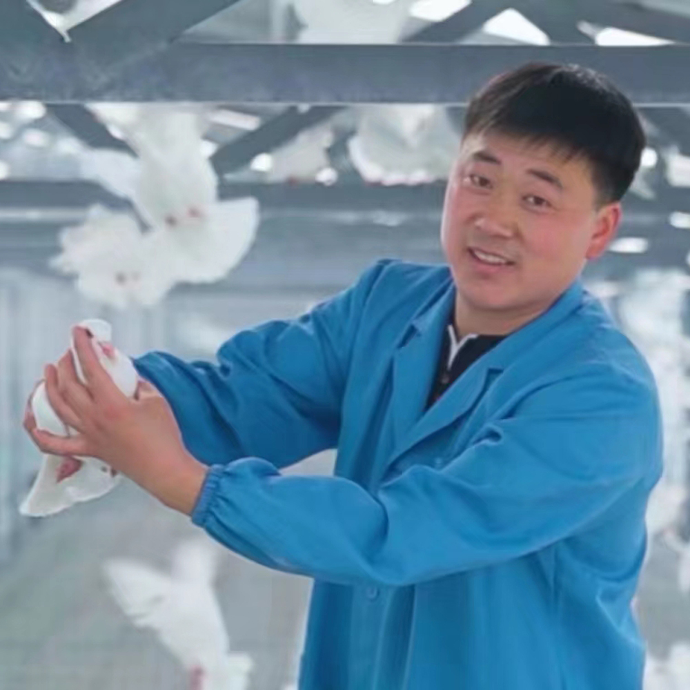 楚维向.jpg