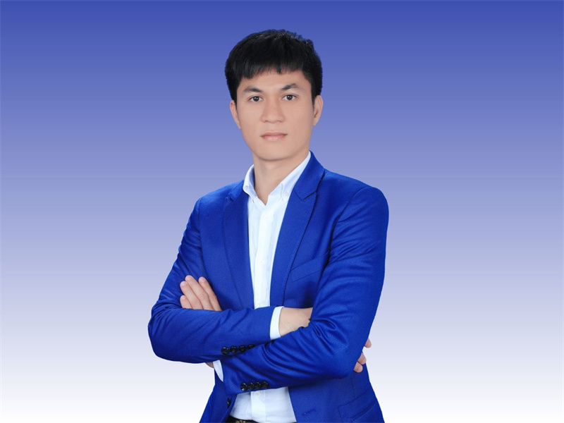 何德边.jpg