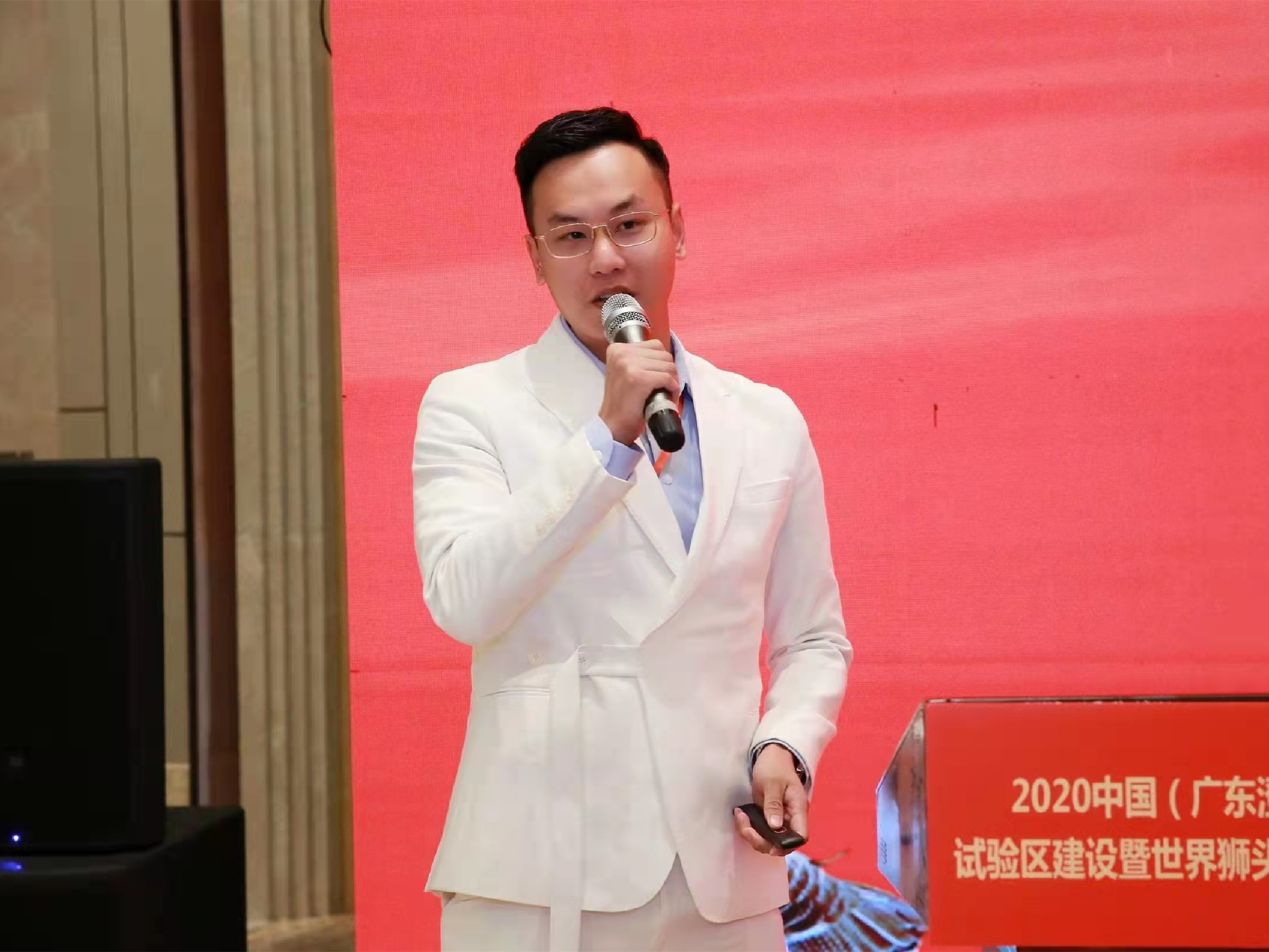 9王泽锋_副本.jpg